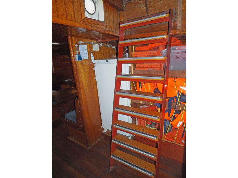 Cabin en avant, H&eacute;bergements